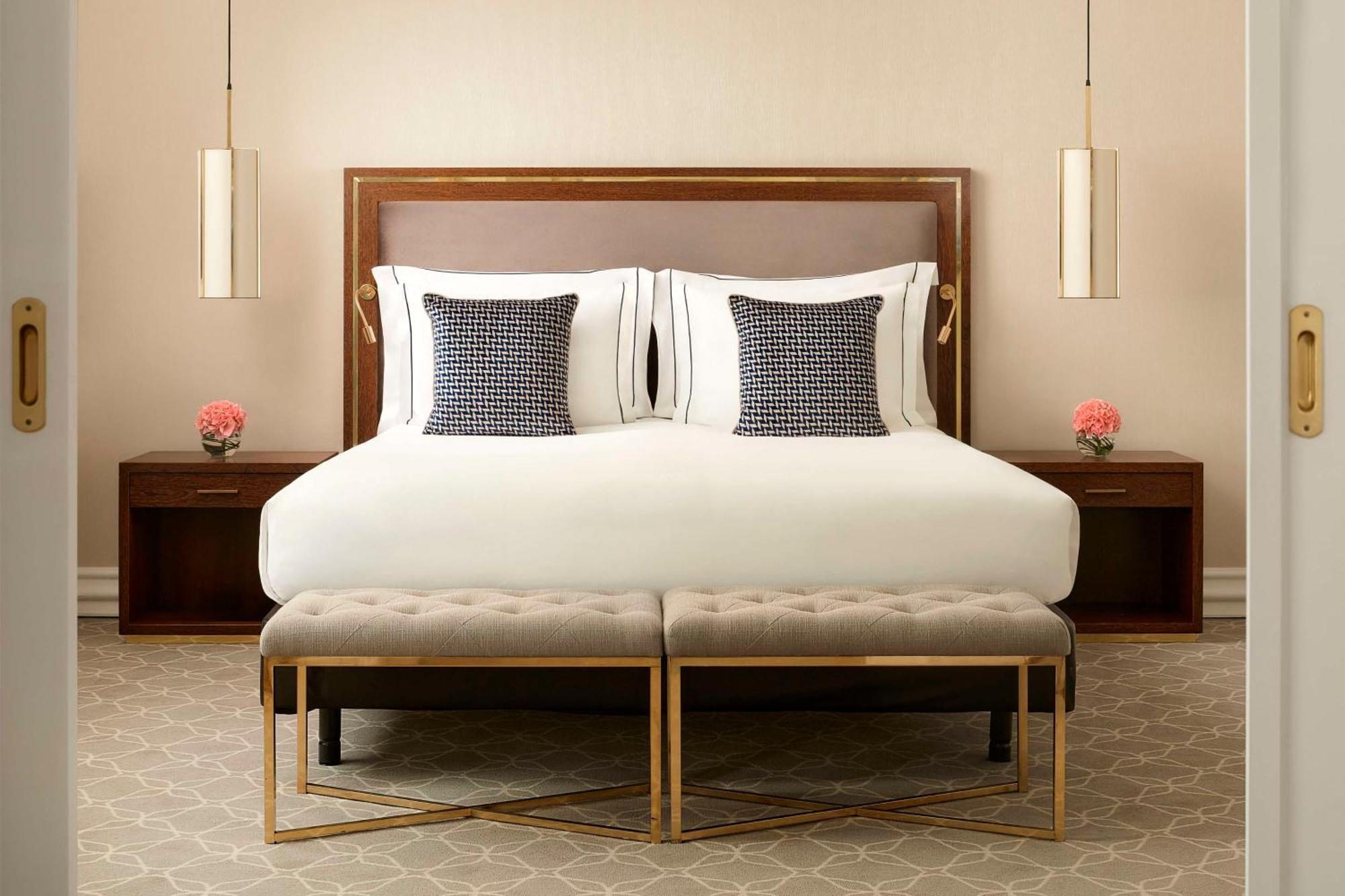 Tivoli Avenida Liberdade Lisboa - A Leading Hotel Of The World Екстер'єр фото A bedroom at The Carlyle